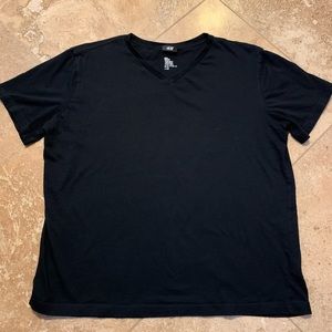 H&M Men’s Black T-Shirt
